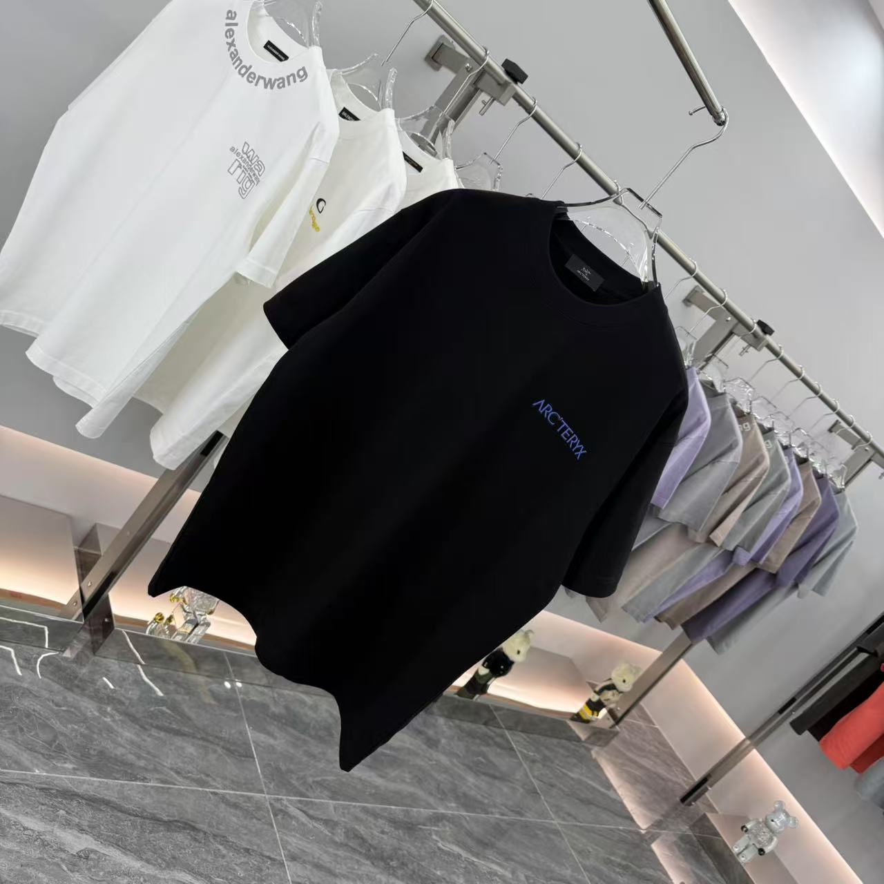 LuxluxHouse Best Quality Clothes T-shirt Arcteryx