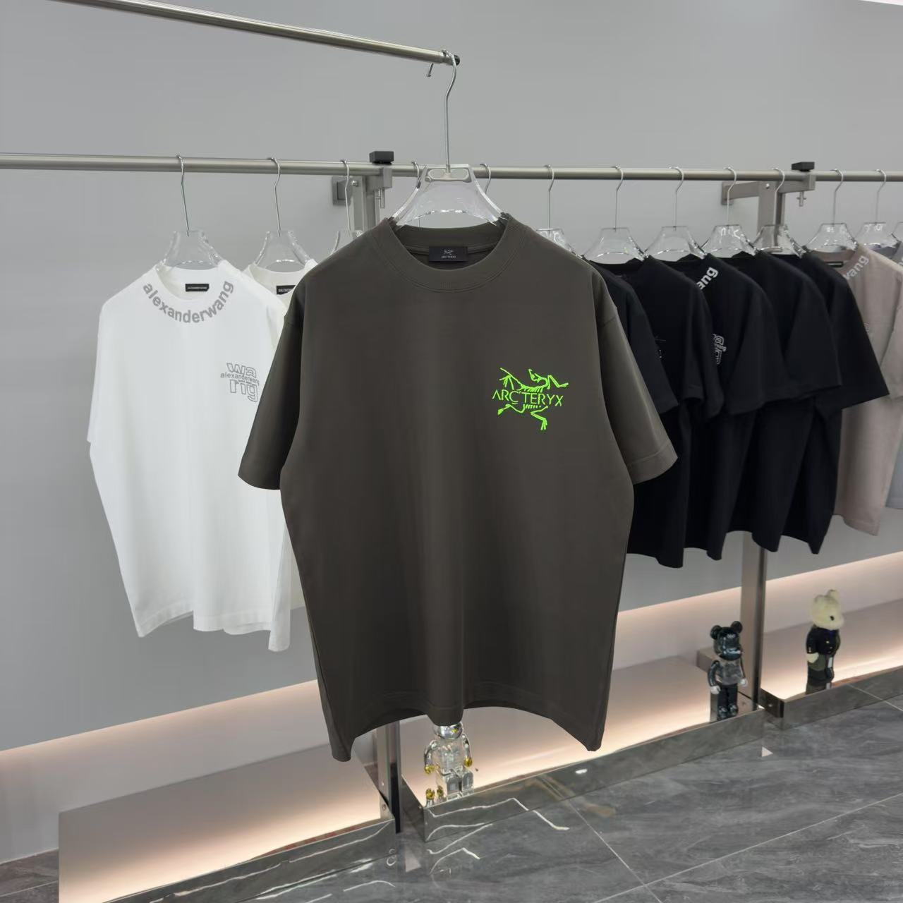 LuxluxHouse Best Quality Clothes T-shirt Arcteryx