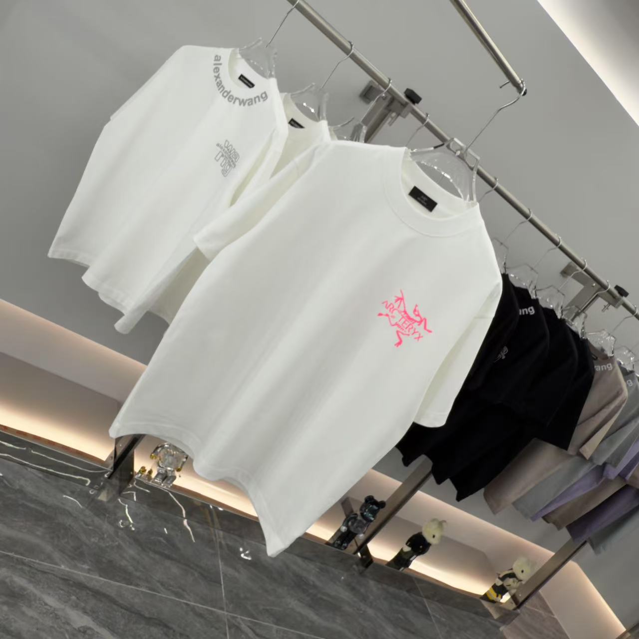 LuxluxHouse Best Quality Clothes T-shirt Arcteryx