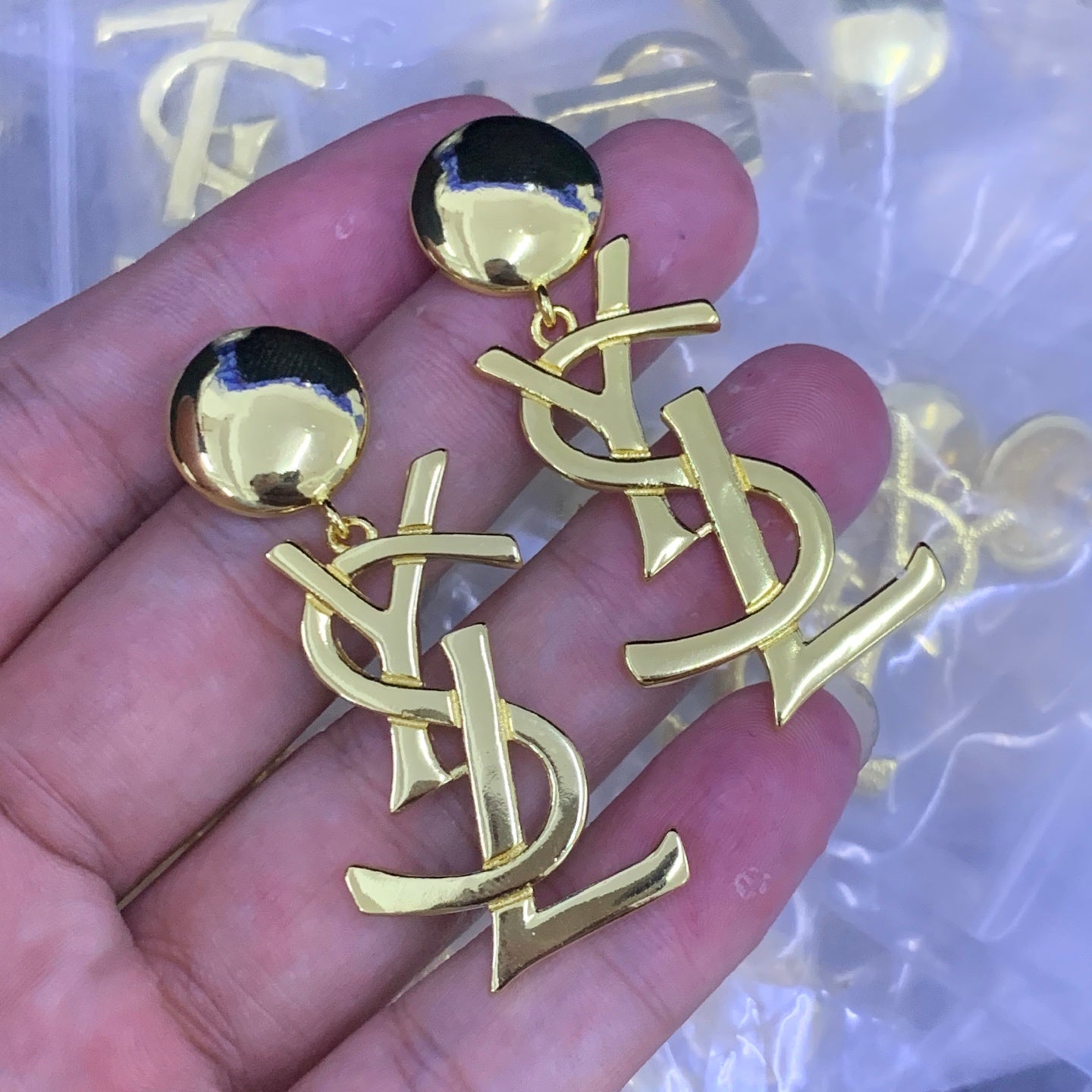LuxluxHouse Low Price And High Quality Accessories YSL