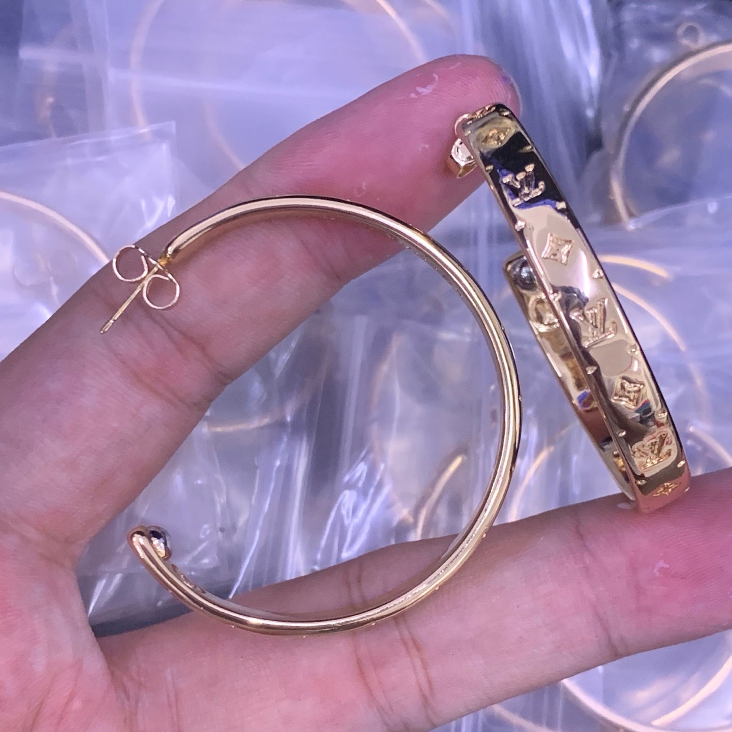 LuxluxHouse Low Price And High Quality Accessories Louis Vuitton