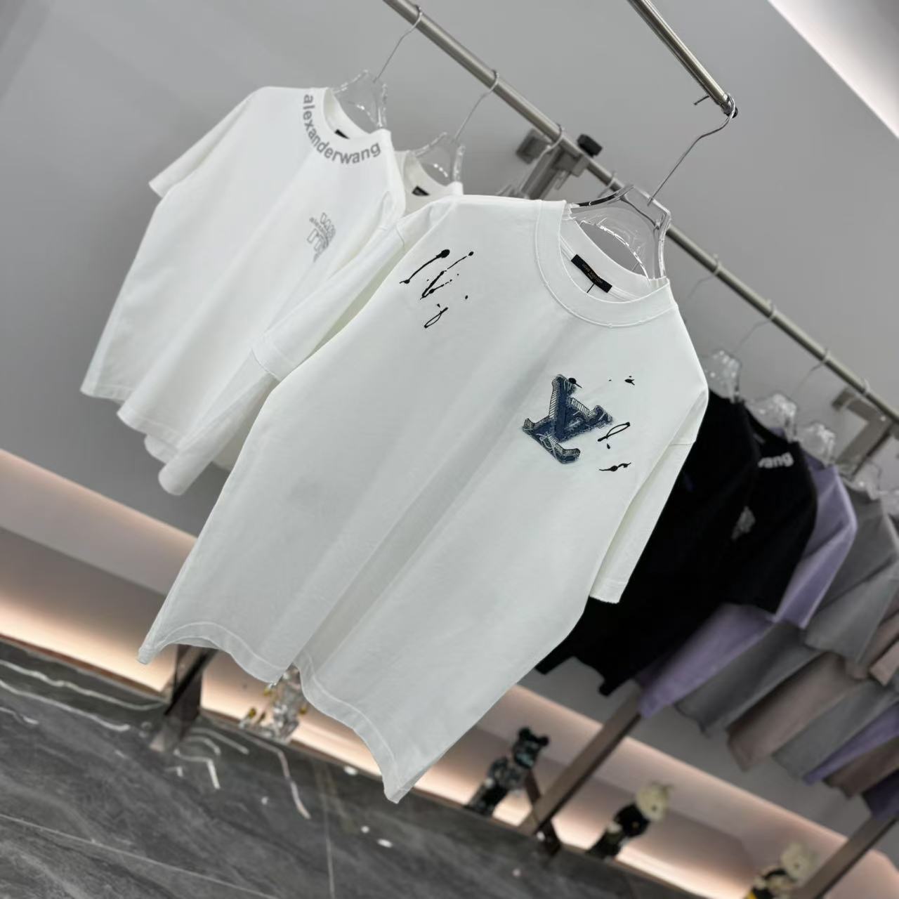 LuxluxHouse Best Quality Clothes T-shirt Louis Vuitton