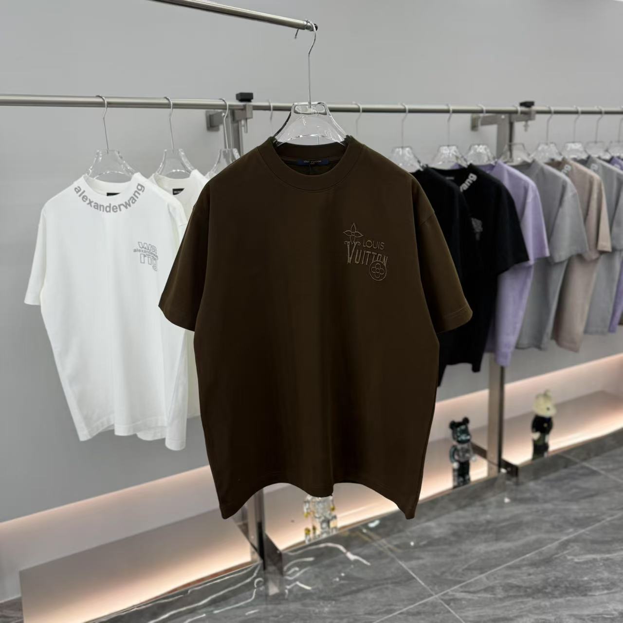 LuxluxHouse Best Quality Clothes T-shirt Louis Vuitton