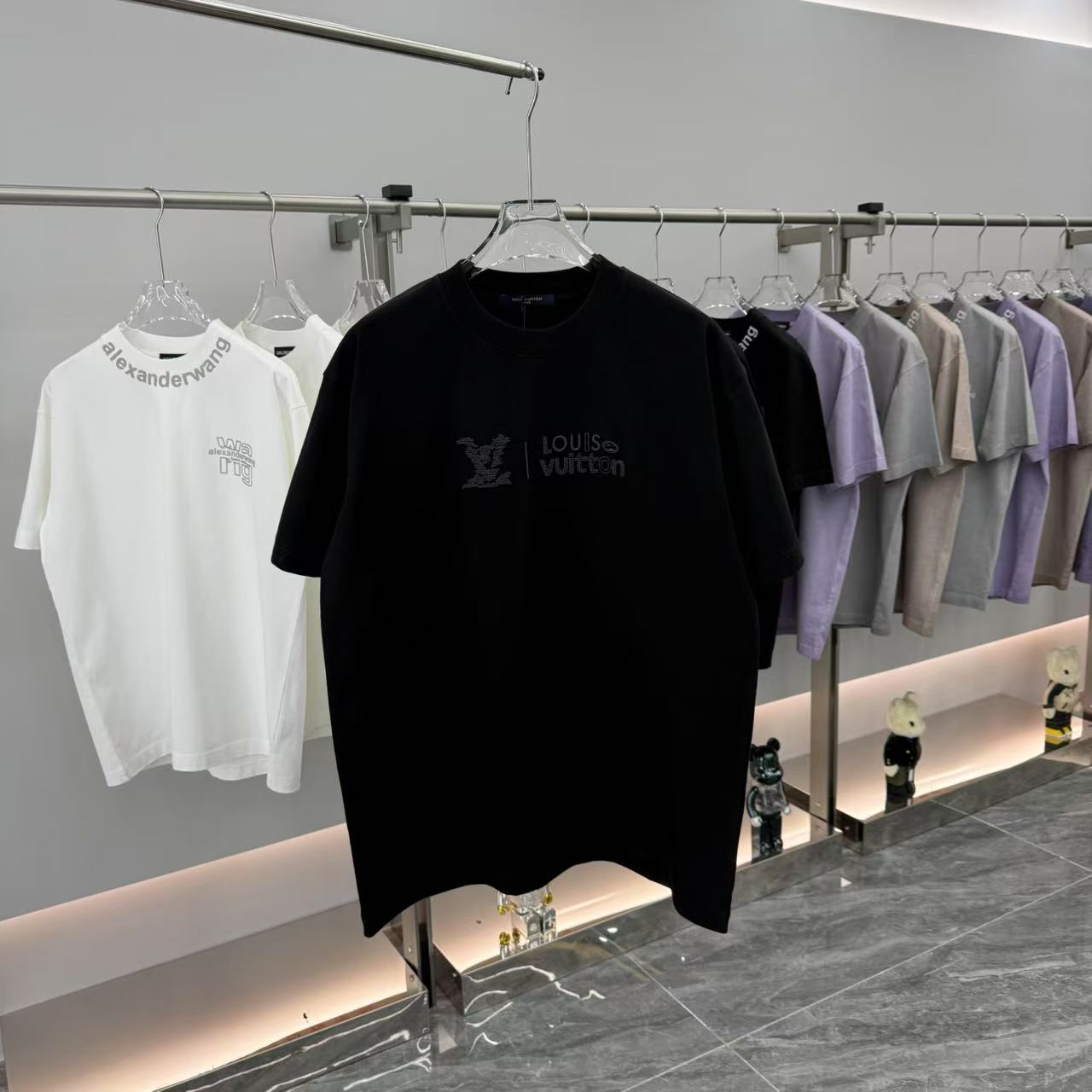LuxluxHouse Best Quality Clothes T-shirt Louis Vuitton