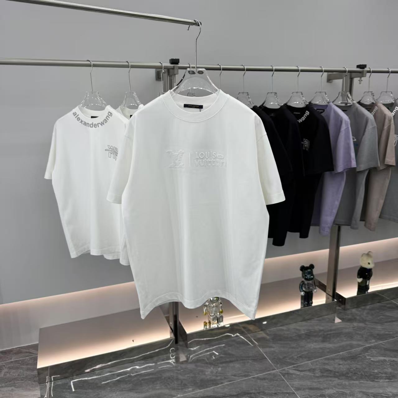 LuxluxHouse Best Quality Clothes T-shirt Louis Vuitton
