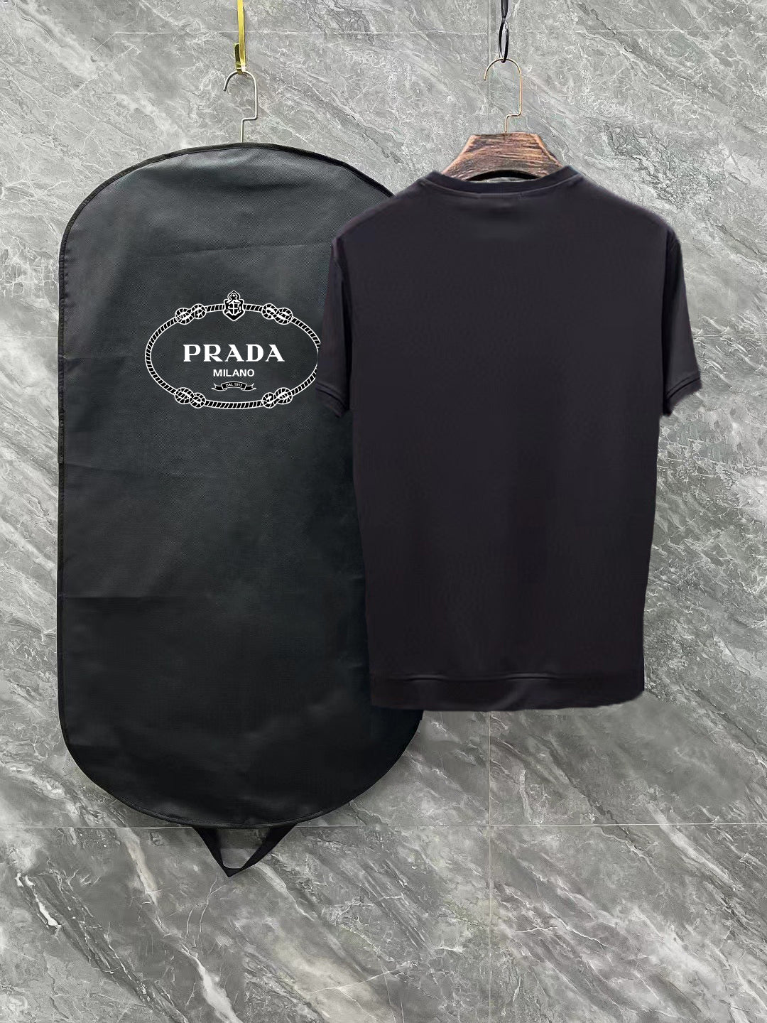 LuxluxHouse Best Quality Clothes T-shirt Prada