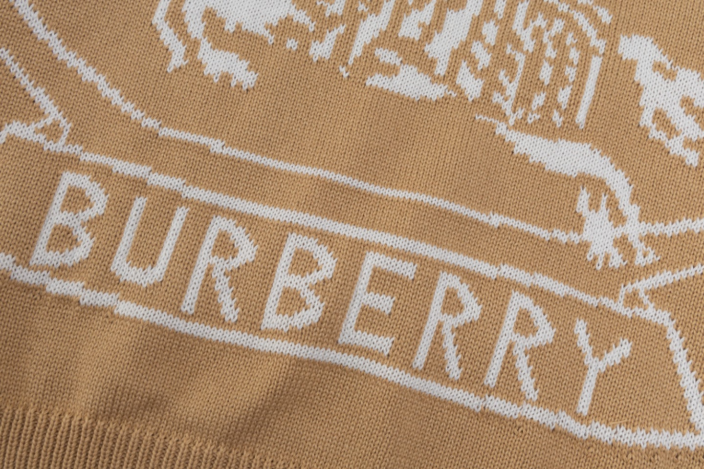 LuxluxHouse Best Quality Clothes Burberry Hoodie & Sweater