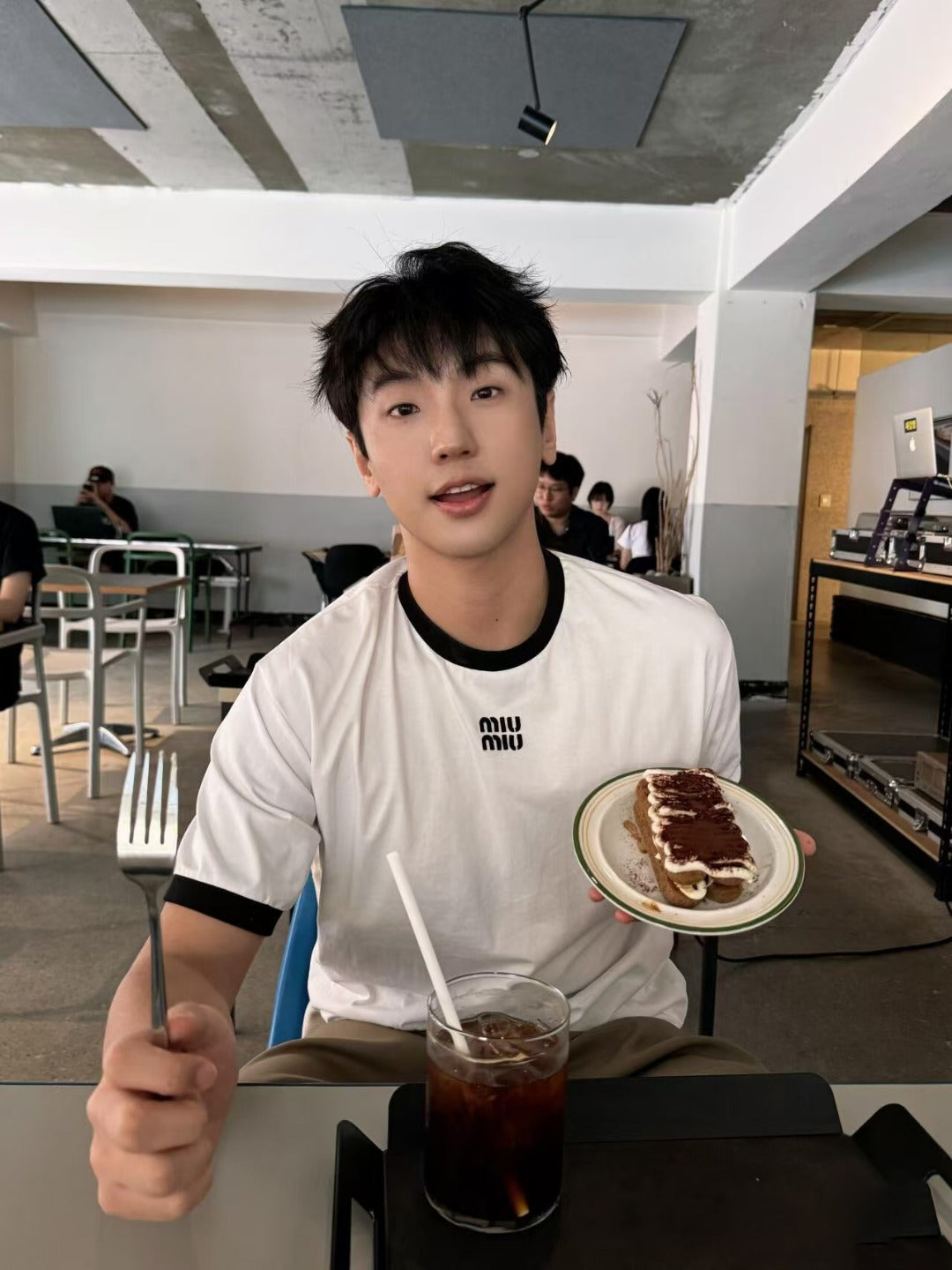 LuxluxHouse Best Quality Clothes Miu Miu T-shirt