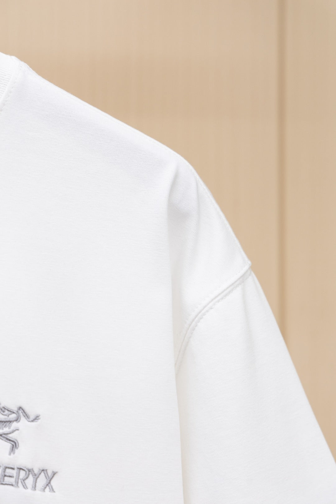 LuxluxHouse Best Quality Clothes T-shirt Arcteryx