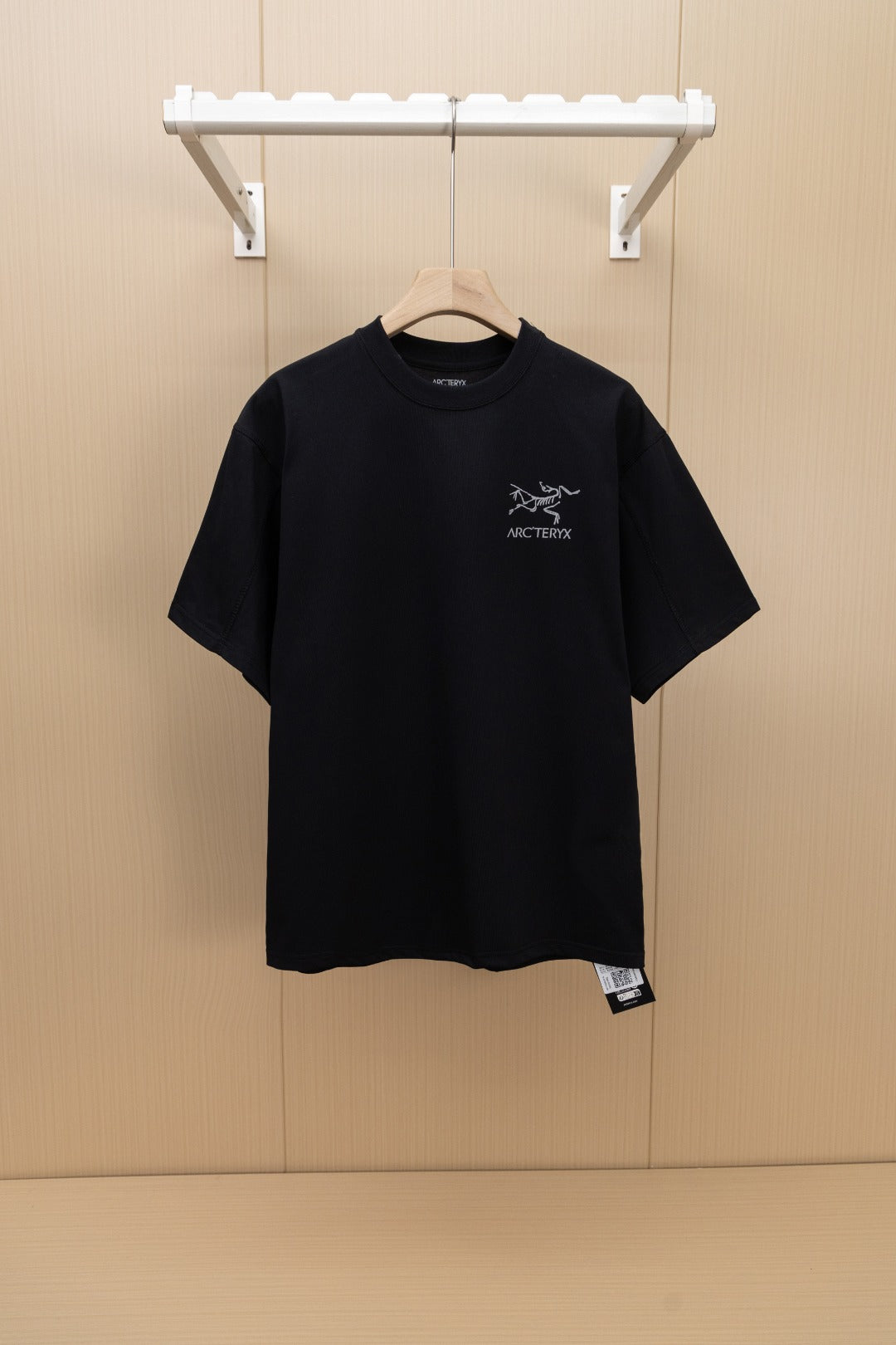 LuxluxHouse Best Quality Clothes T-shirt Arcteryx