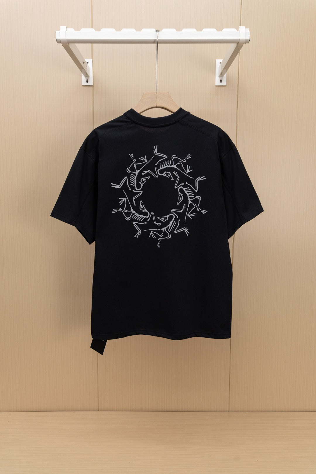 LuxluxHouse Best Quality Clothes T-shirt Arcteryx