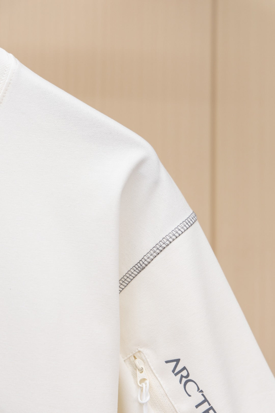 LuxluxHouse Best Quality Clothes T-shirt Arcteryx