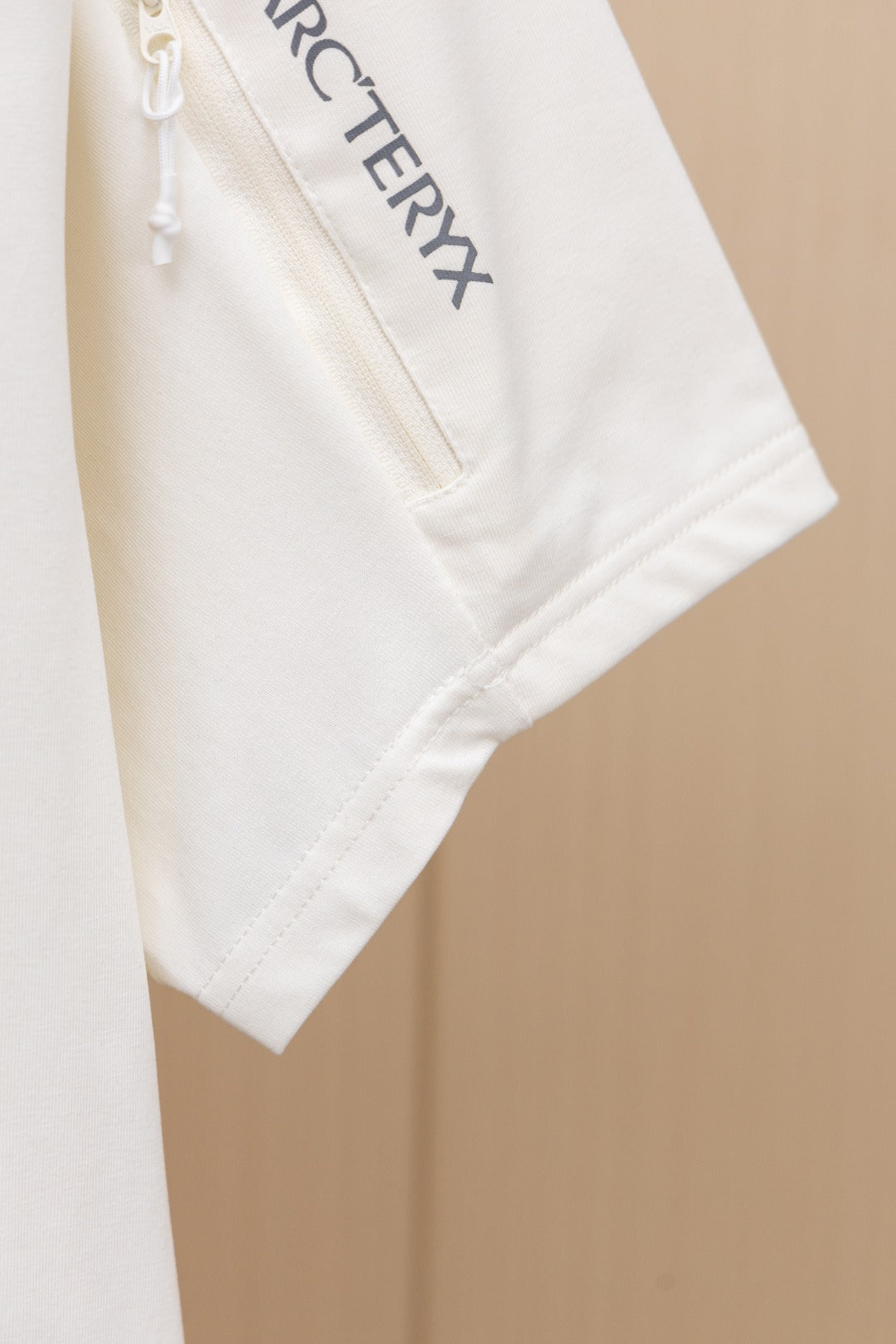 LuxluxHouse Best Quality Clothes T-shirt Arcteryx