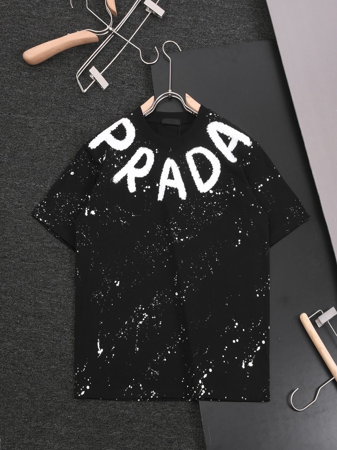 LuxluxHouse Best Quality Clothes T-shirt Prada