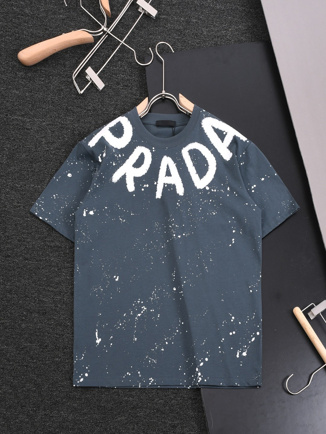 LuxluxHouse Best Quality Clothes T-shirt Prada