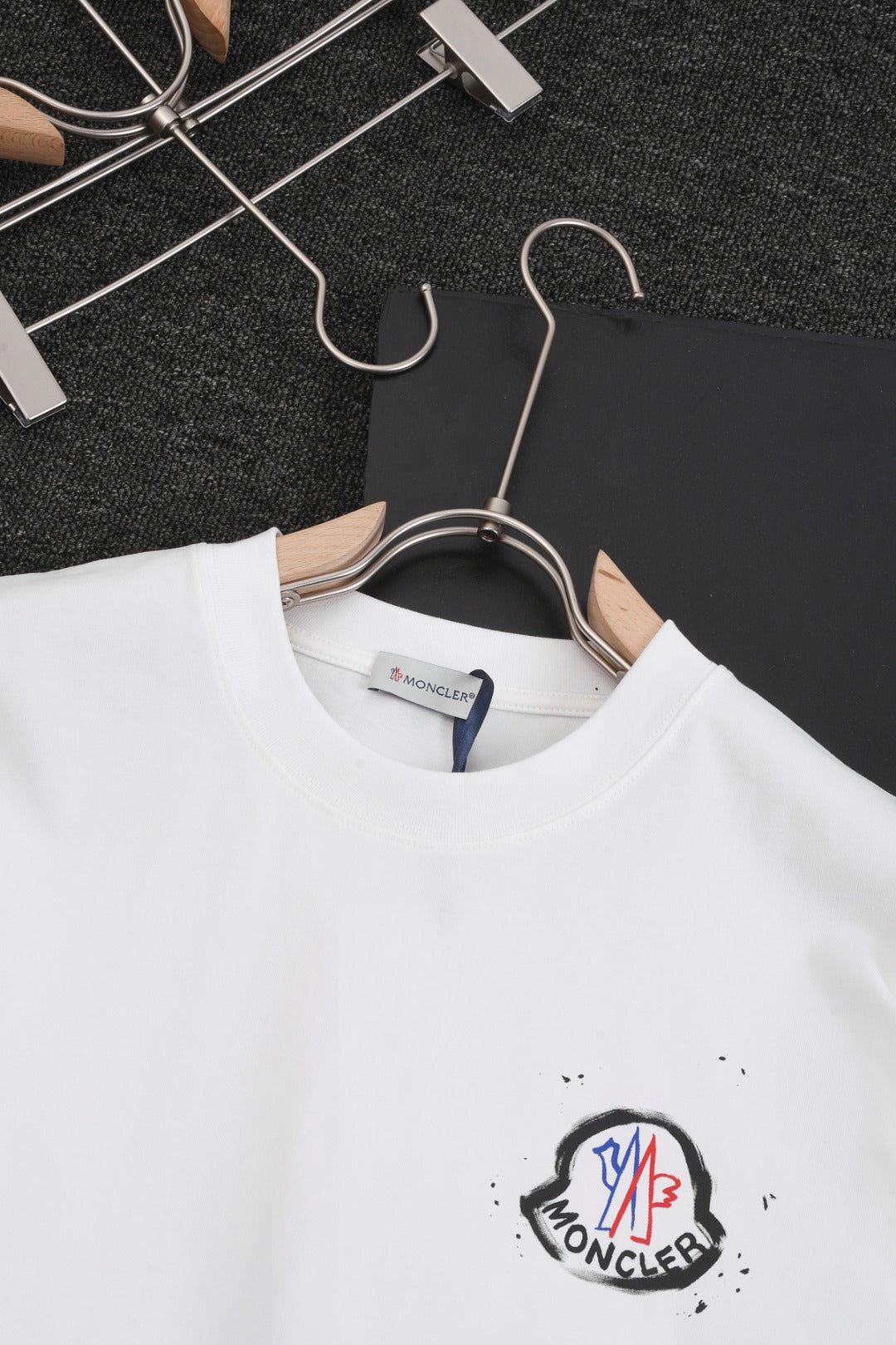 LuxluxHouse Best Quality Clothes T-shirt Moncler