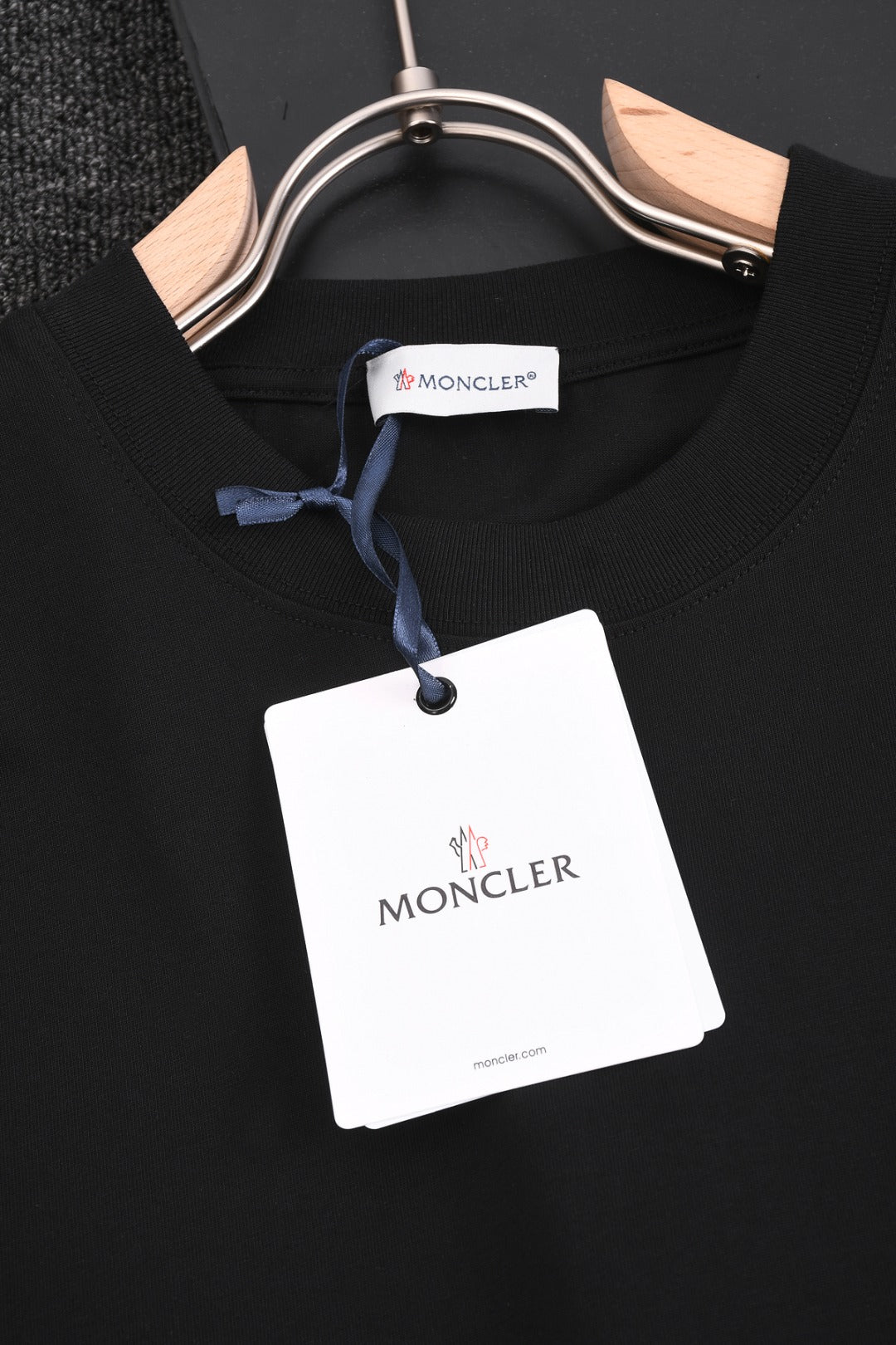 LuxluxHouse Best Quality Clothes T-shirt Moncler
