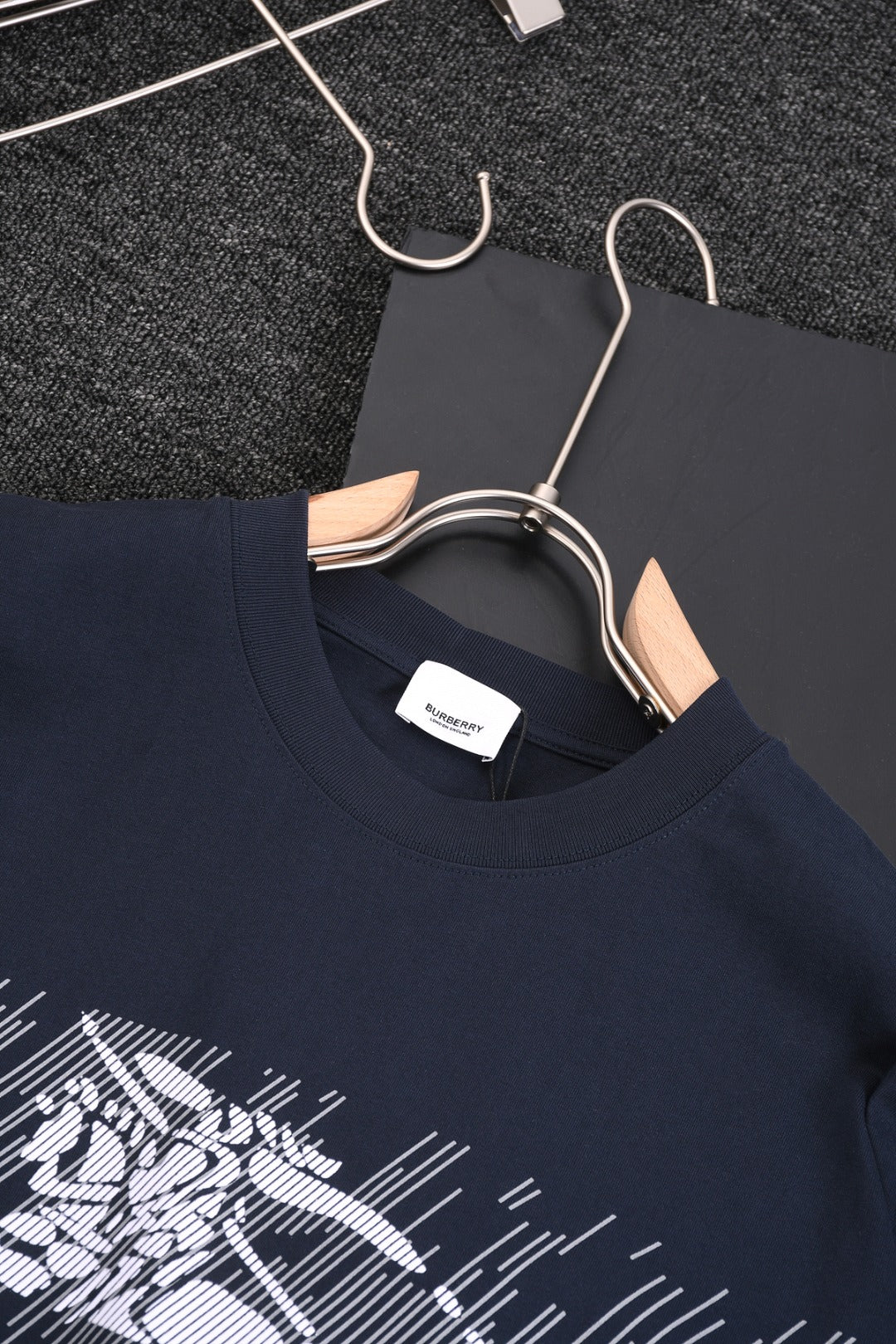 LuxluxHouse Best Quality Clothes Burberry T-shirt
