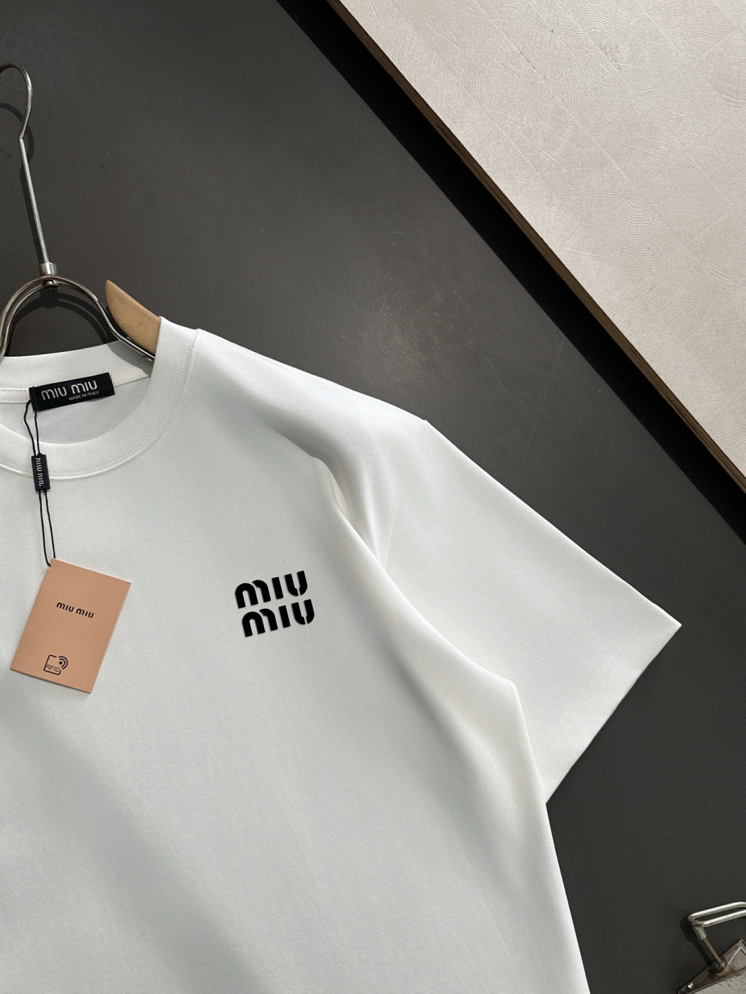 LuxluxHouse Best Quality Clothes Miu Miu T-shirt