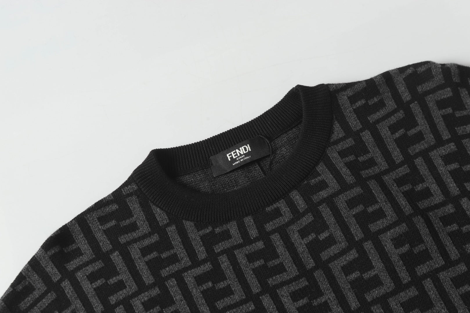 LuxluxHouse Best Quality Clothes Fendi T-shirt