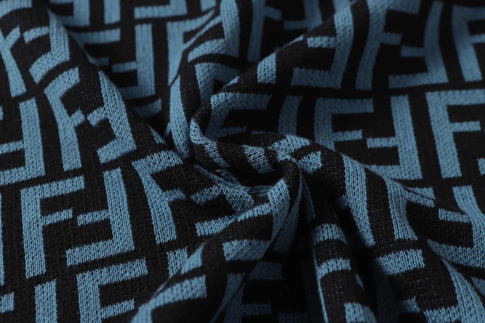 LuxluxHouse Best Quality Clothes Fendi T-shirt