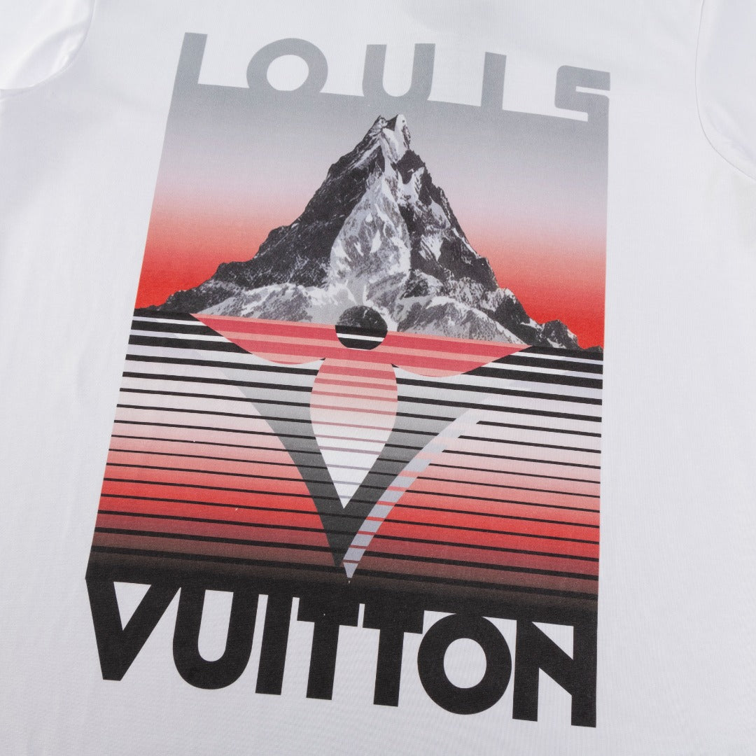 LuxluxHouse Best Quality Clothes T-shirt Louis Vuitton