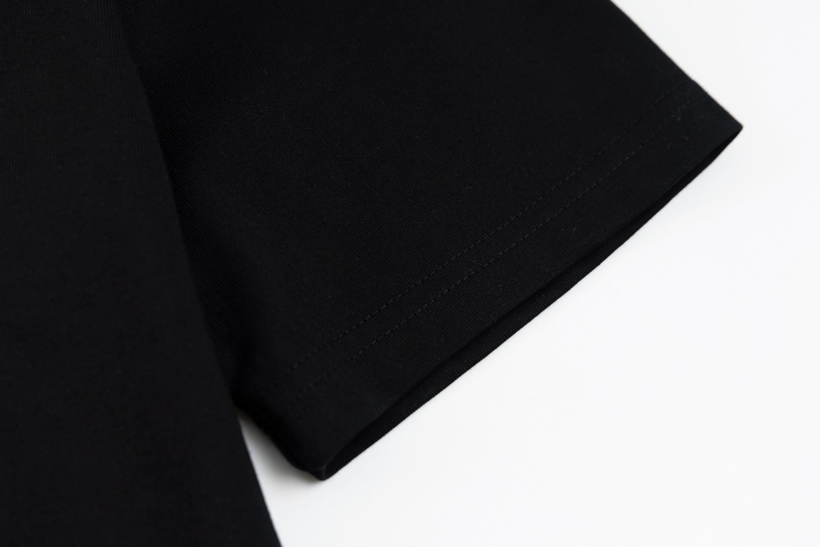 LuxluxHouse Best Quality Clothes Miu Miu T-shirt