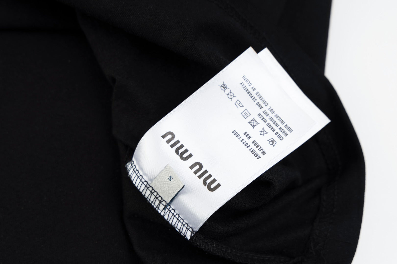 LuxluxHouse Best Quality Clothes Miu Miu T-shirt