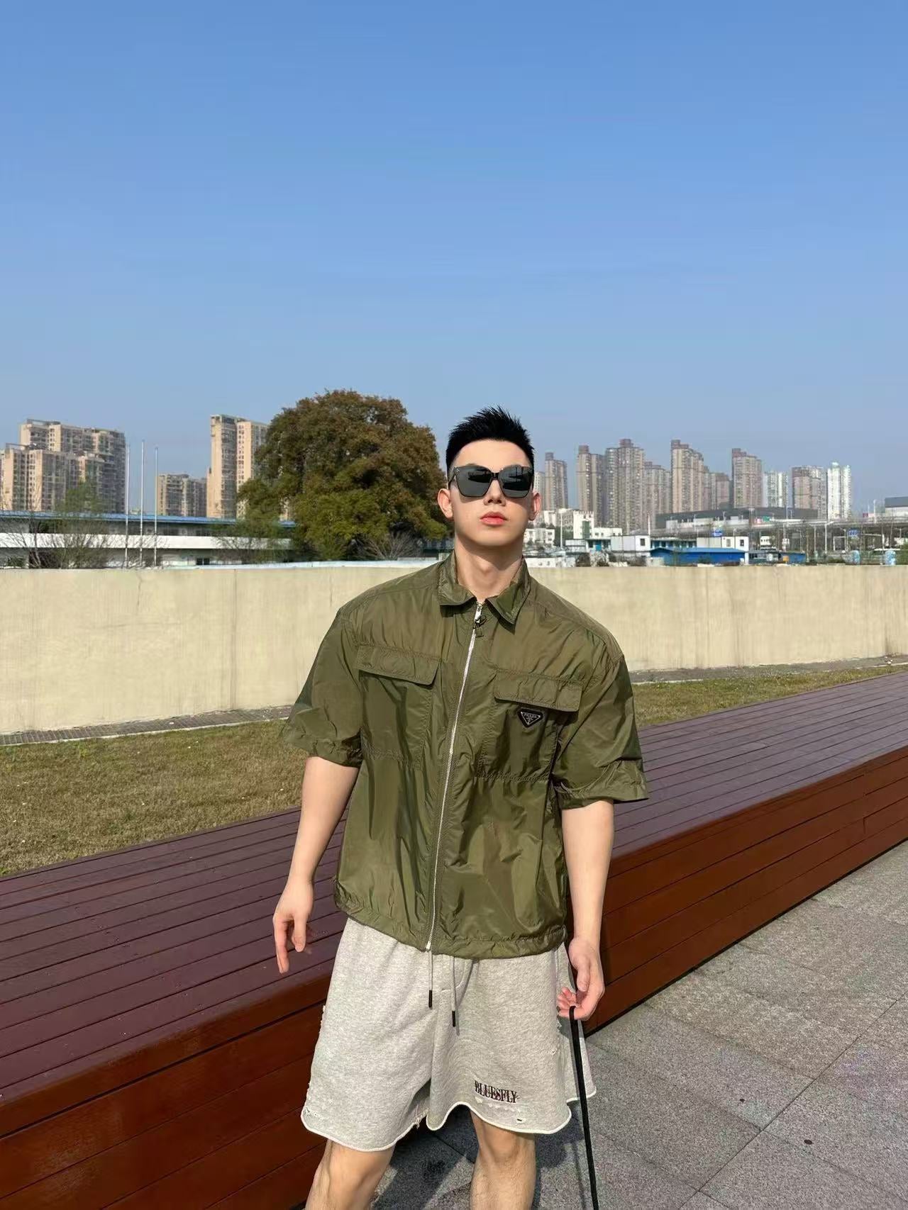 LuxluxHouse Best Quality Clothes Shirts&Polo Prada