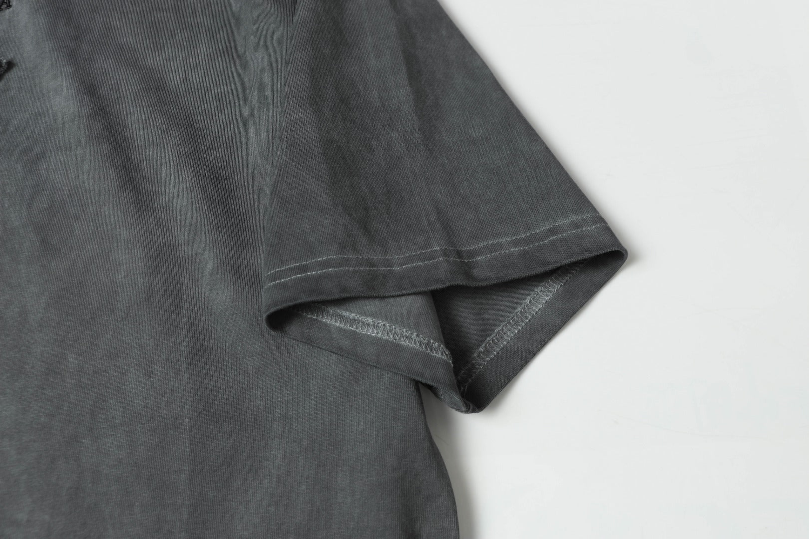 LuxluxHouse Best Quality Clothes T-shirt Prada