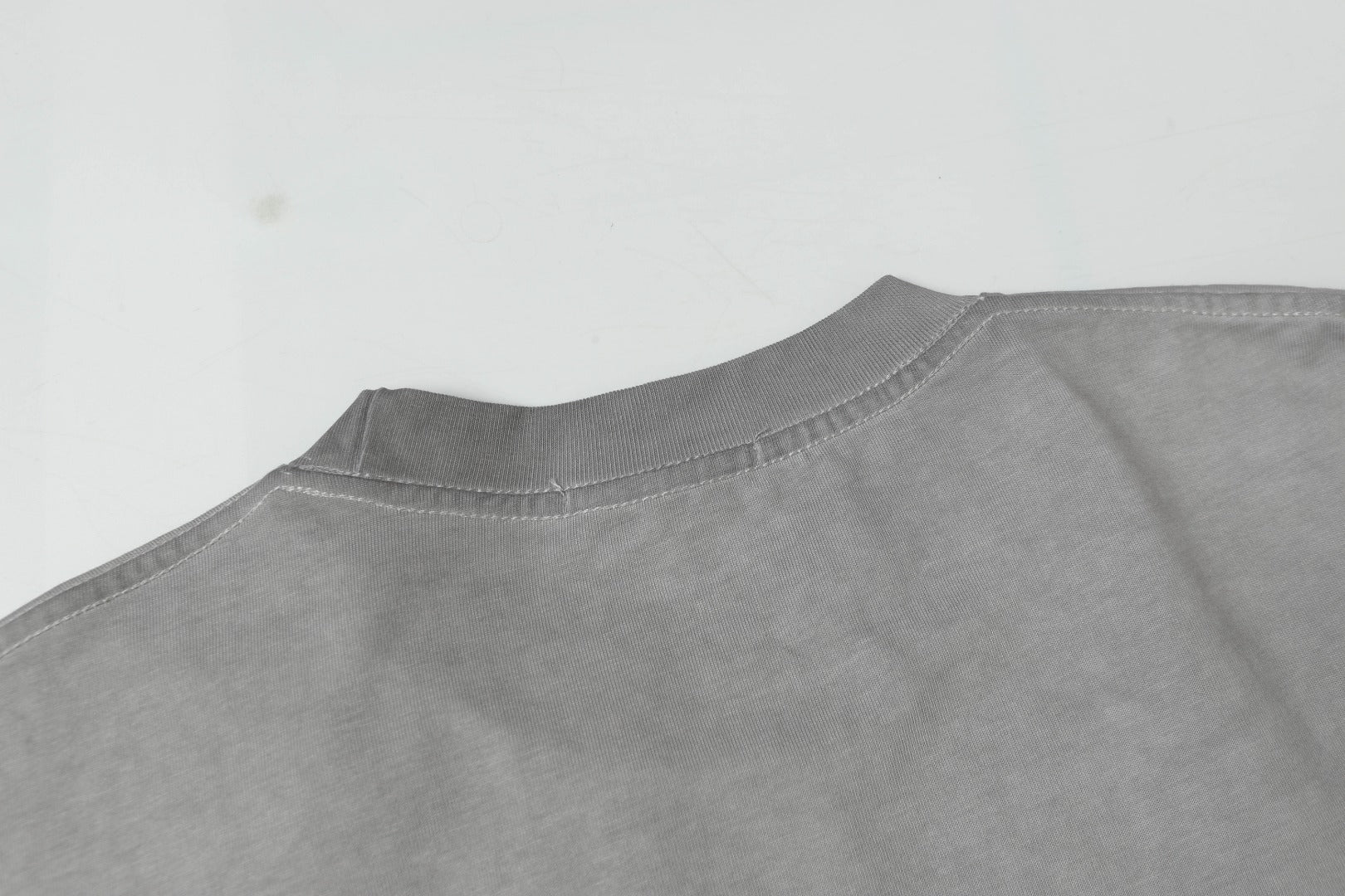 LuxluxHouse Best Quality Clothes T-shirt Prada