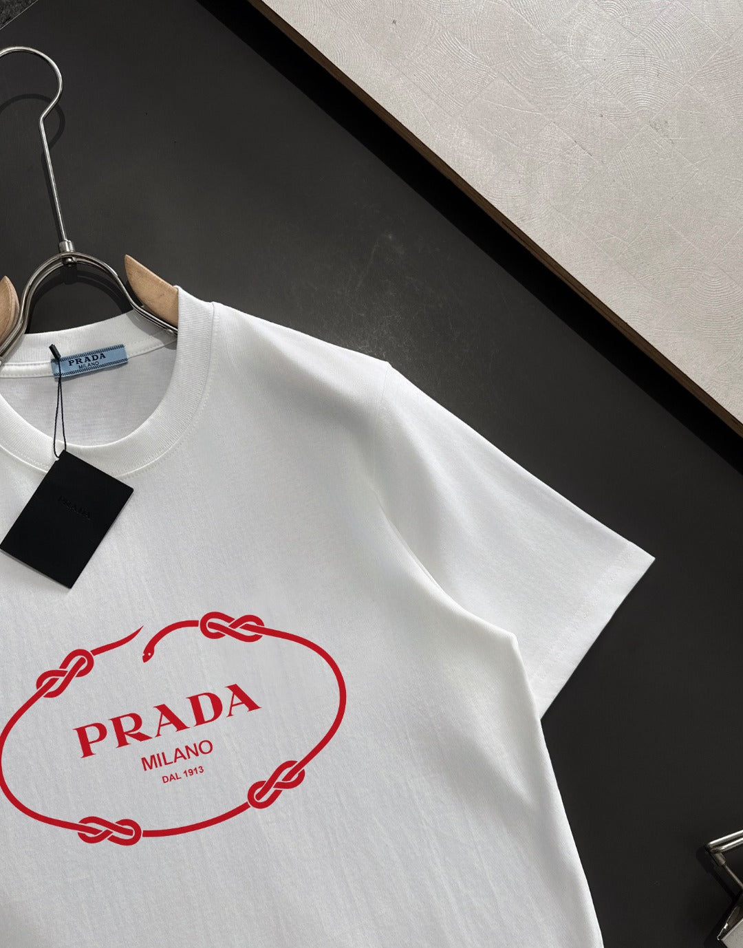 LuxluxHouse Best Quality Clothes T-shirt Prada