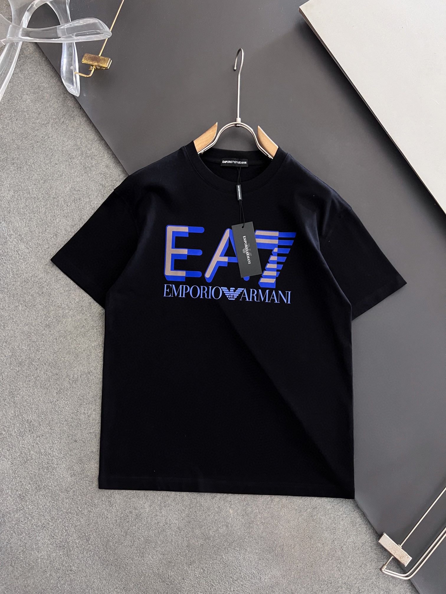 LuxluxHouse Best Quality Clothes T-shirt