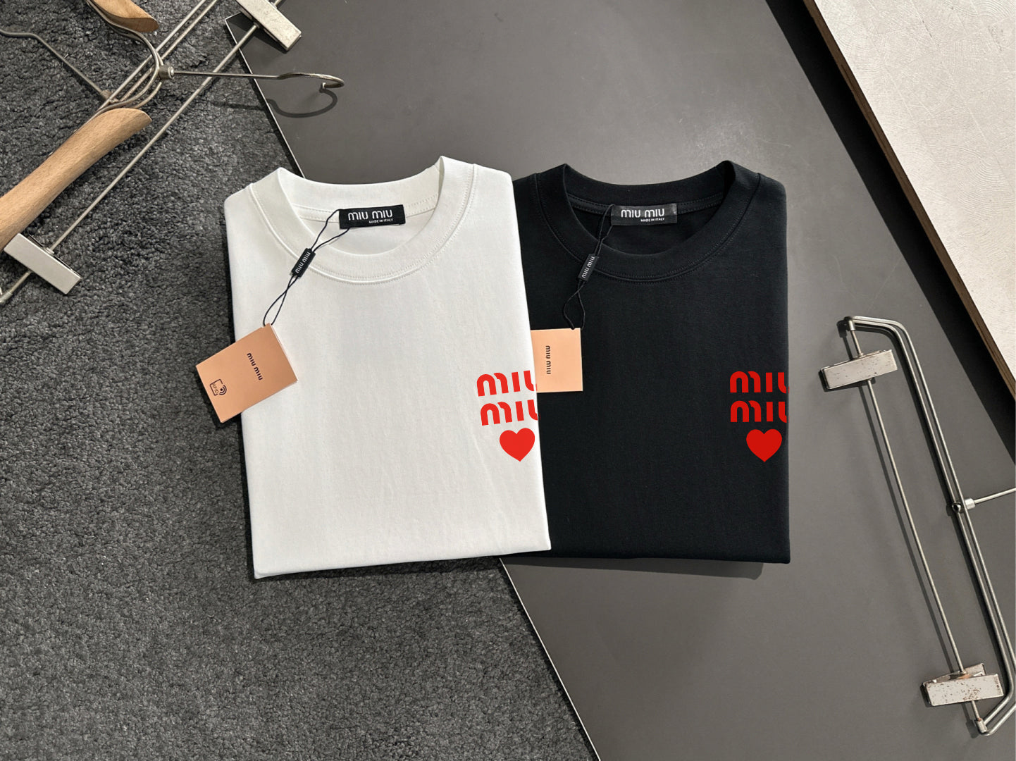 LuxluxHouse Best Quality Clothes Miu Miu T-shirt