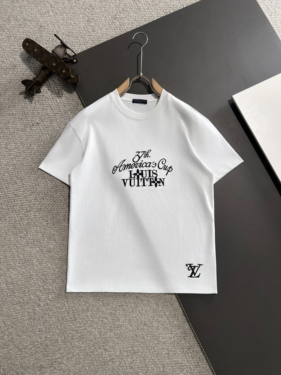 LuxluxHouse Best Quality Clothes T-shirt Louis Vuitton
