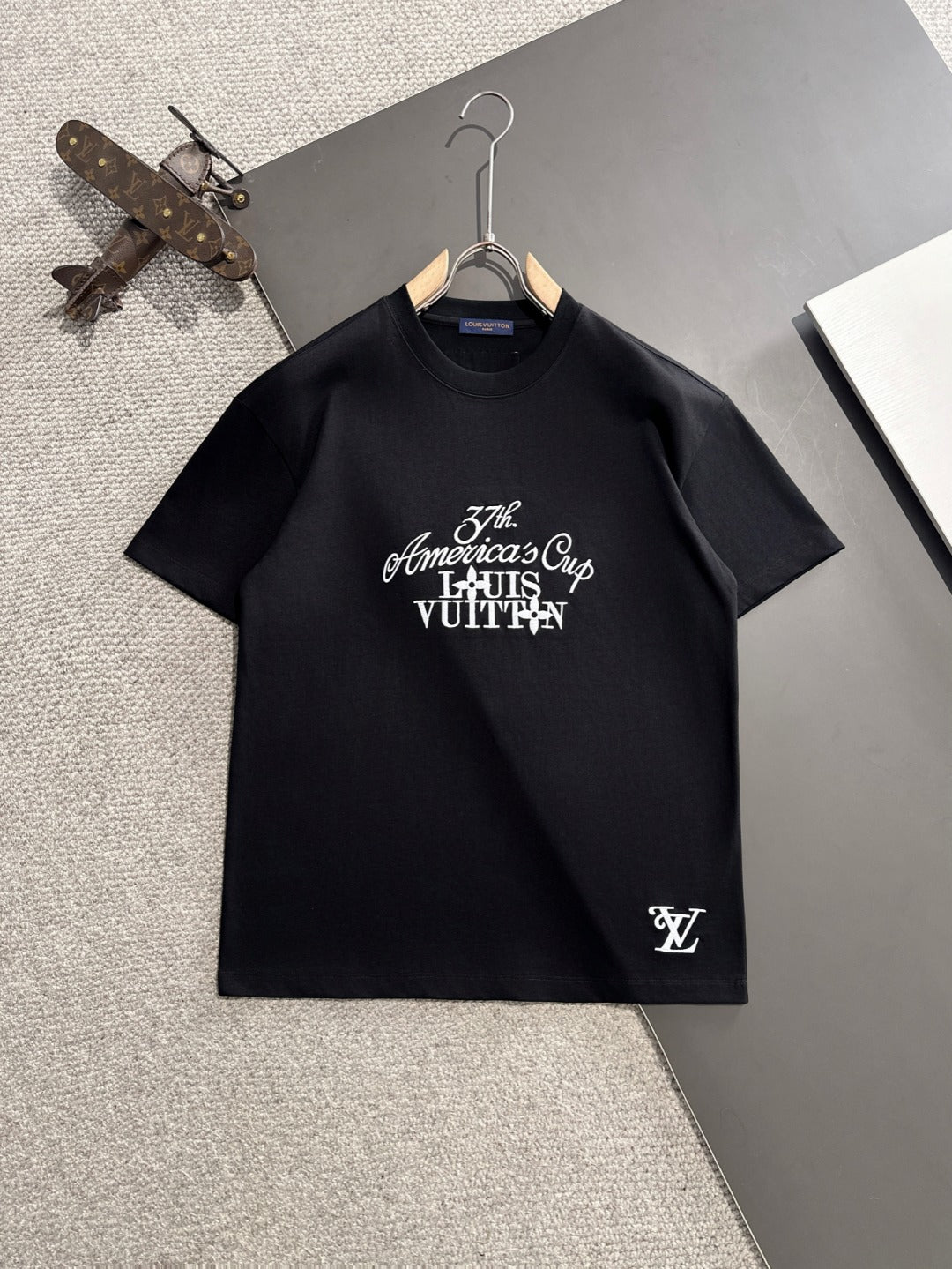 LuxluxHouse Best Quality Clothes T-shirt Louis Vuitton