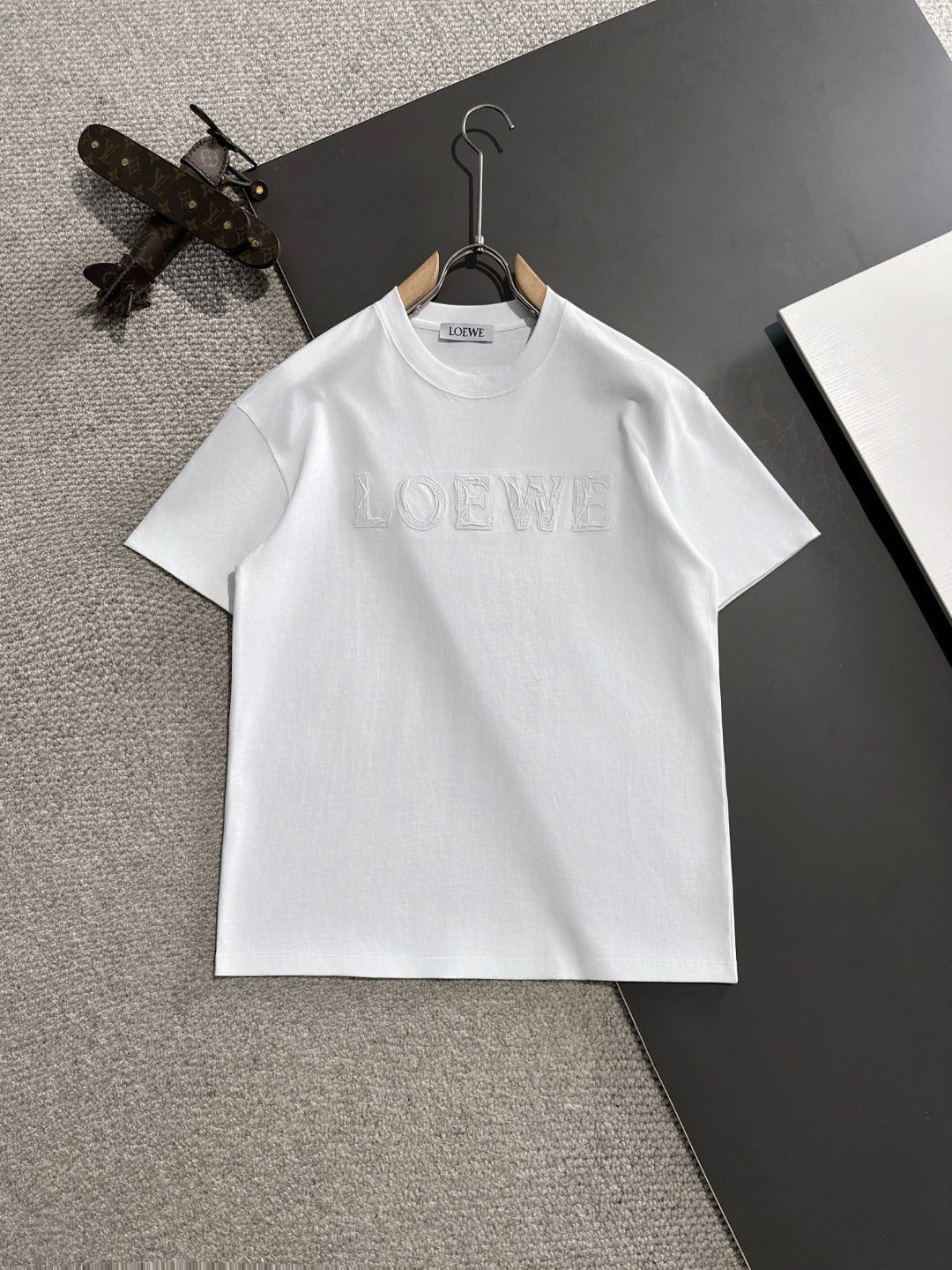 LuxluxHouse Best Quality Clothes T-shirt Loewe