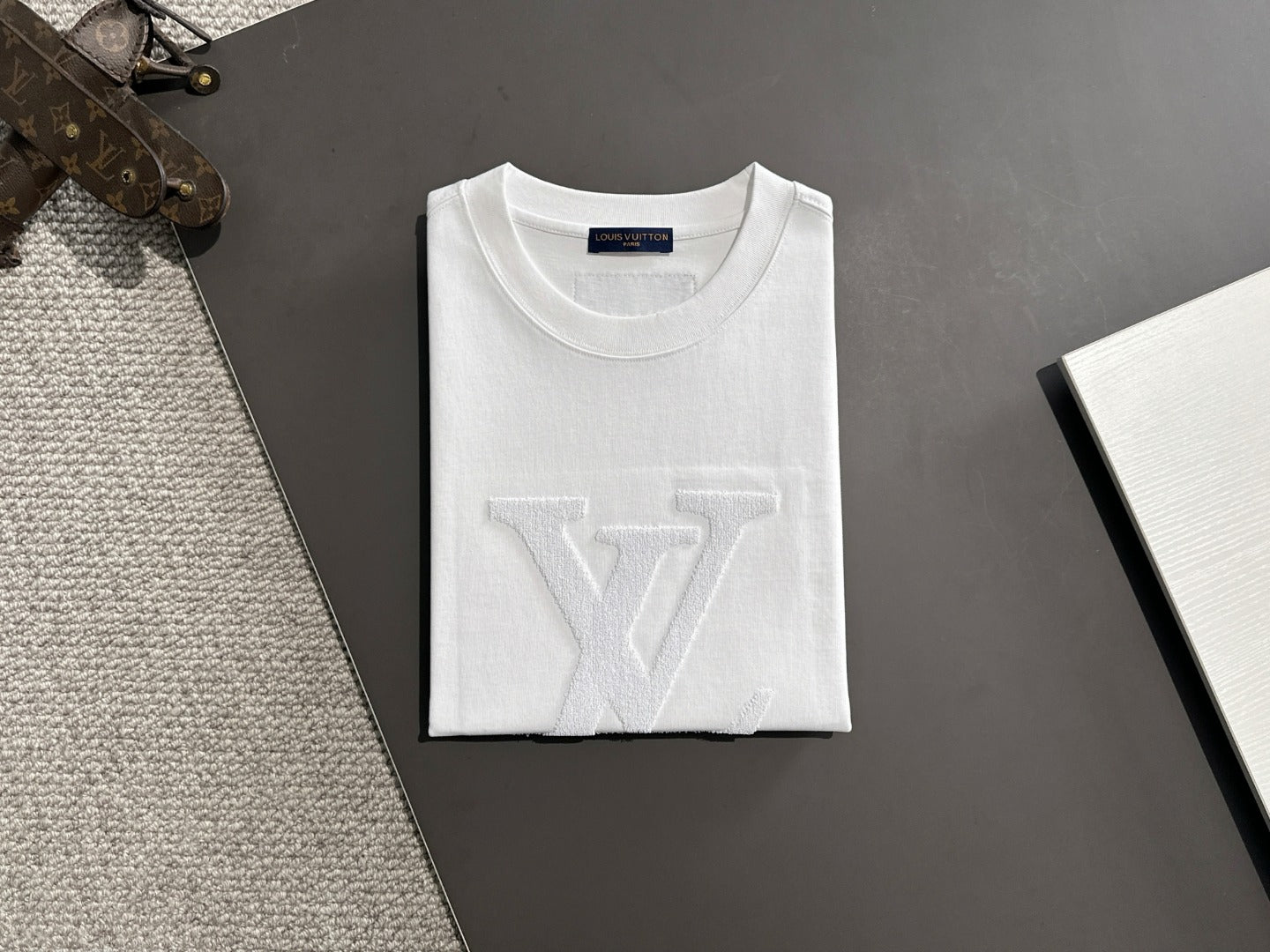 LuxluxHouse Best Quality Clothes T-shirt Louis Vuitton