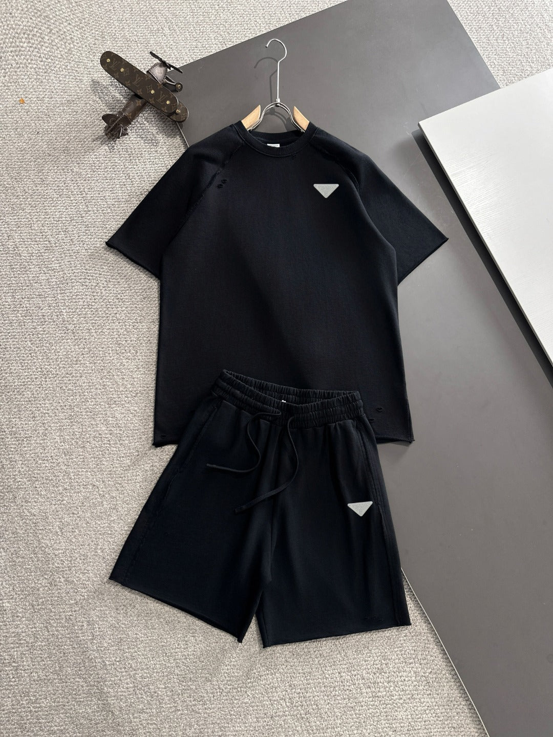 LuxluxHouse Best Quality Clothes T-shirt Prada