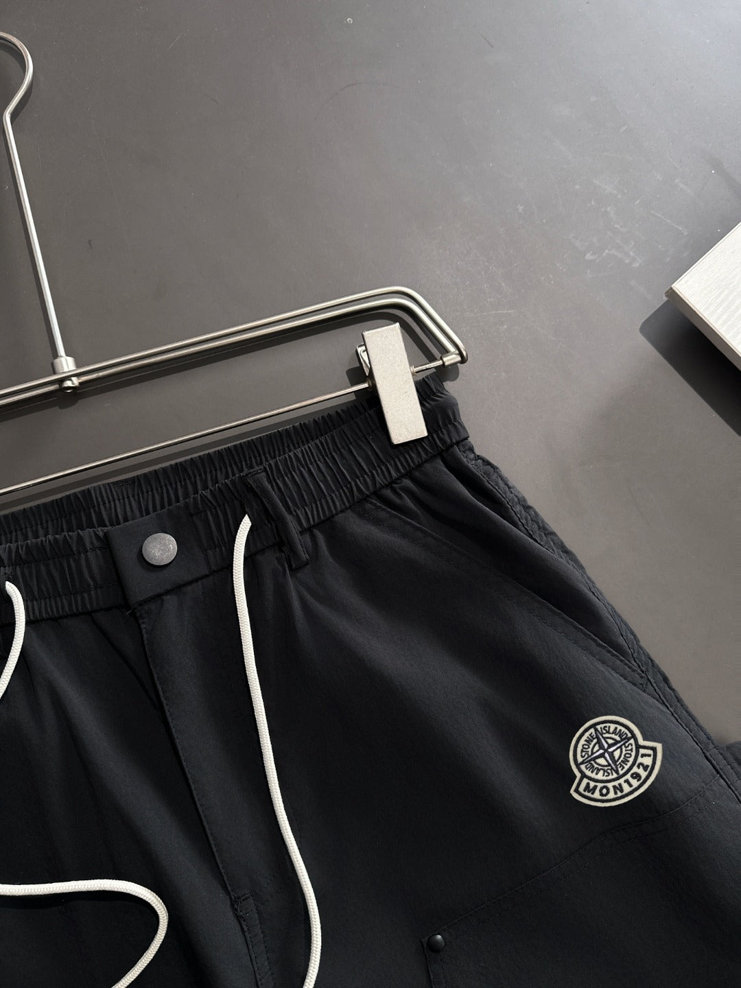 LuxluxHouse Best Quality Clothes Pants Moncler
