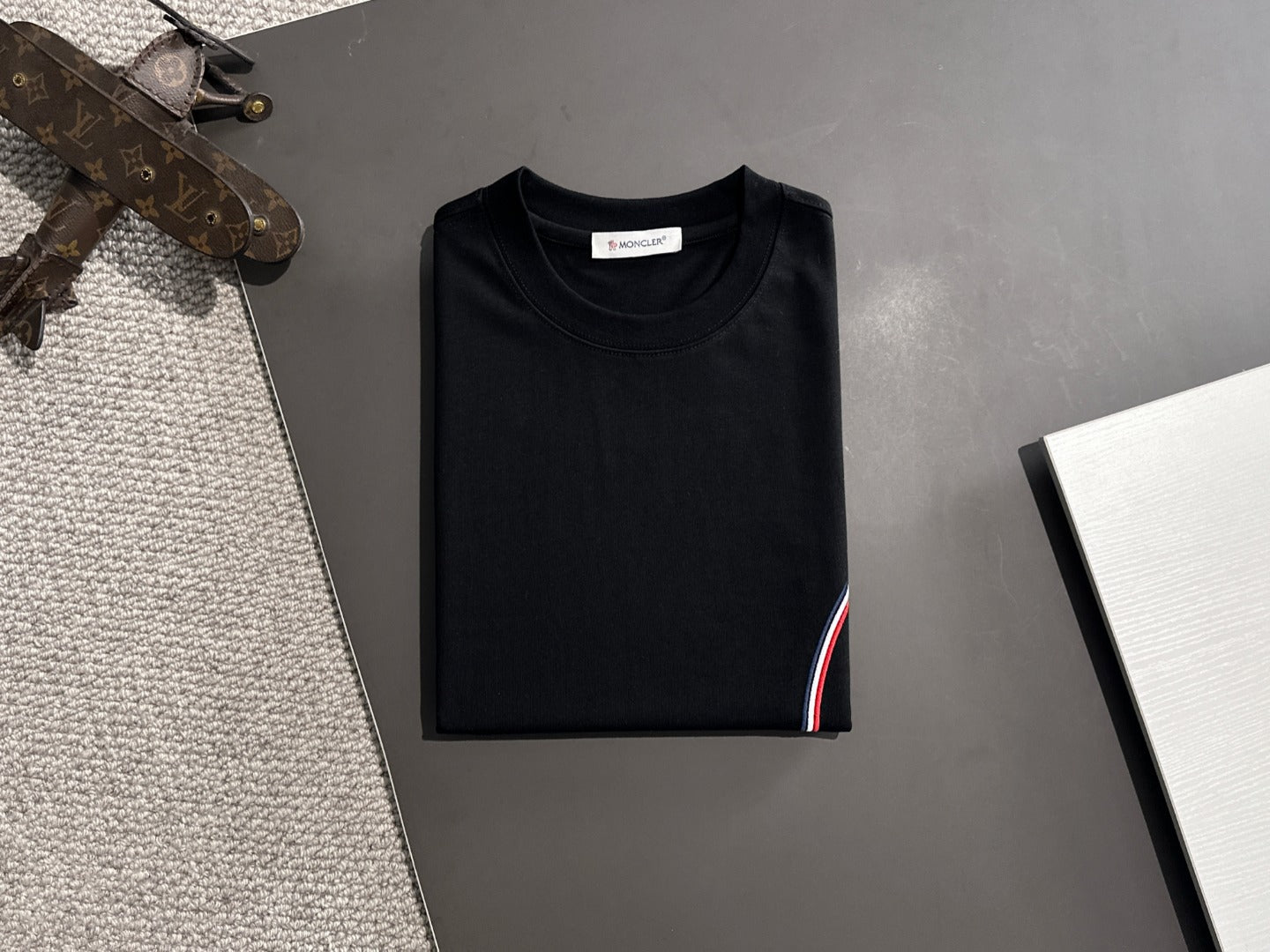 LuxluxHouse Best Quality Clothes T-shirt Moncler