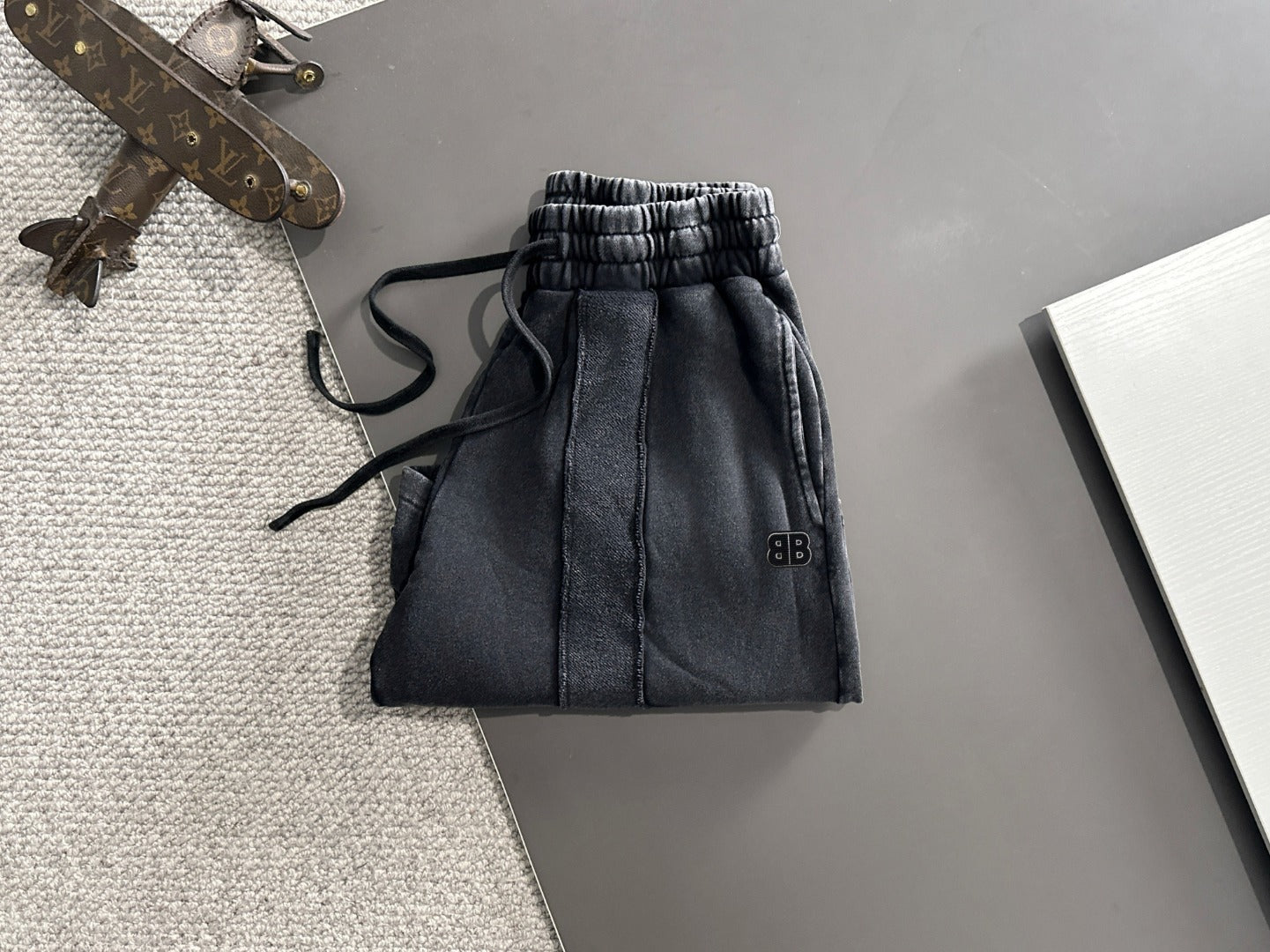 LuxluxHouse Best Quality Clothes Balenciaga Pants