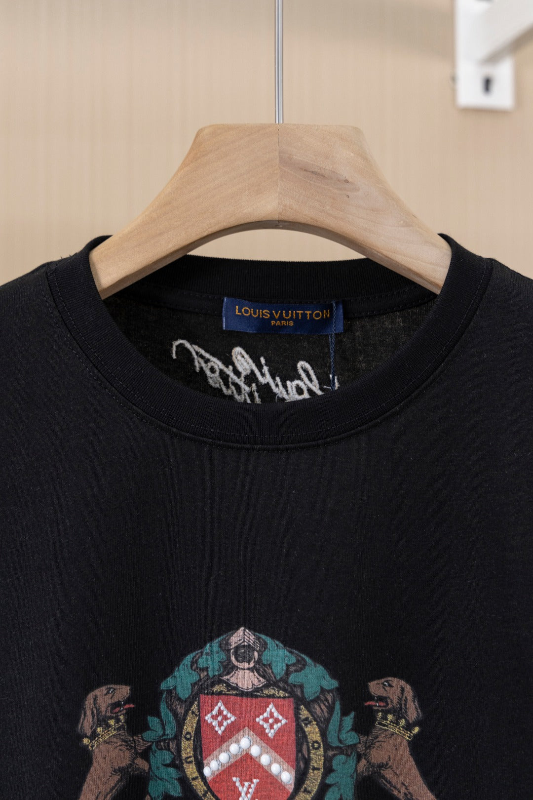 LuxluxHouse Best Quality Clothes T-shirt Louis Vuitton