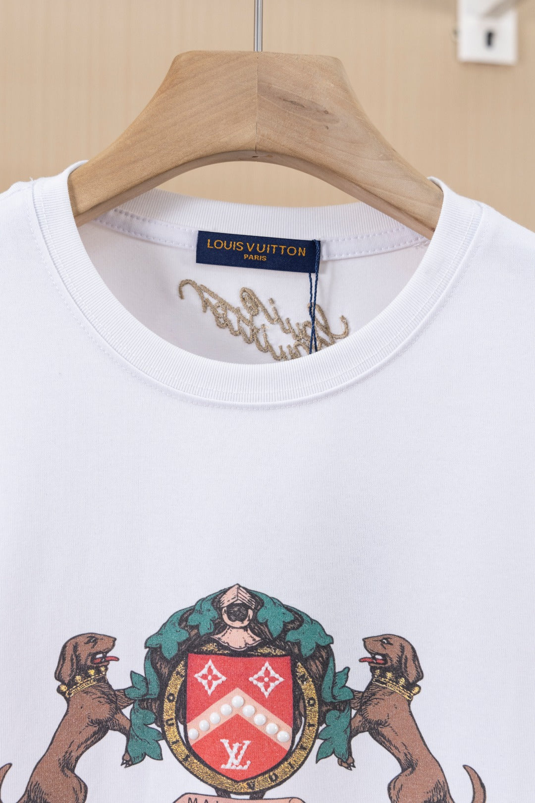 LuxluxHouse Best Quality Clothes T-shirt Louis Vuitton