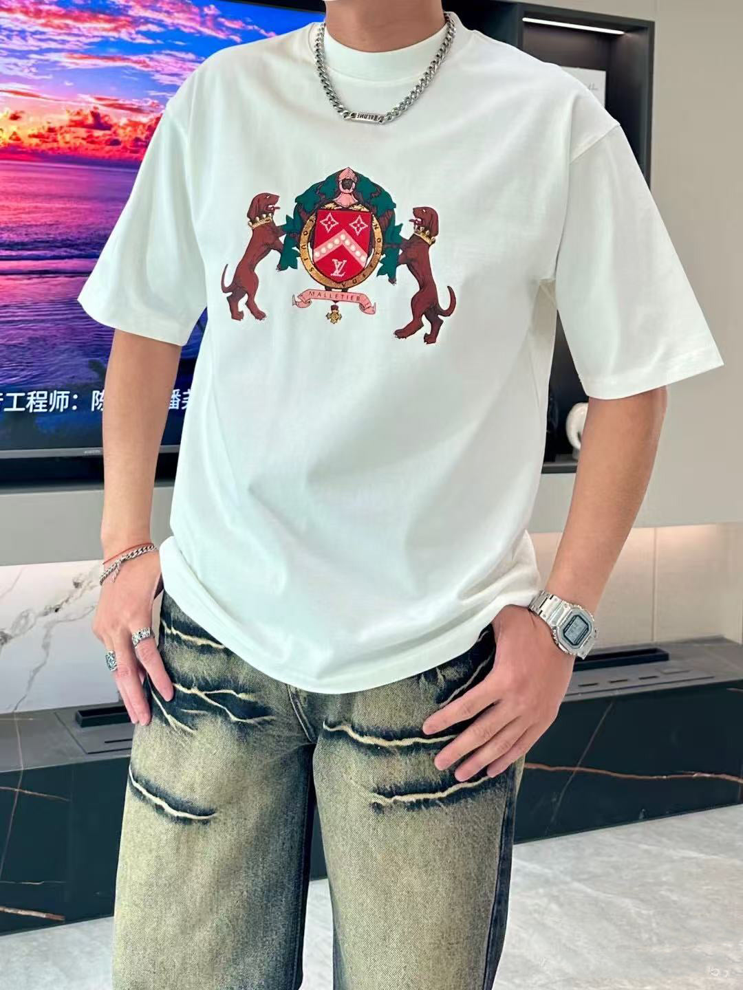 LuxluxHouse Best Quality Clothes T-shirt Louis Vuitton