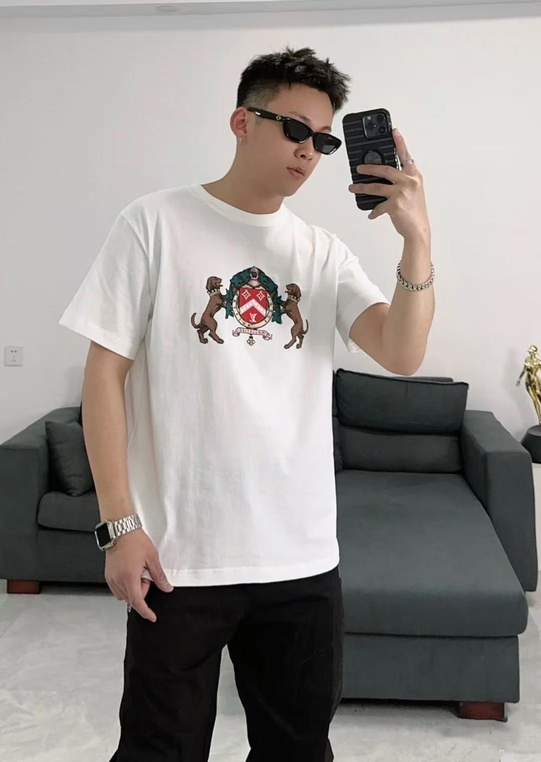 LuxluxHouse Best Quality Clothes T-shirt Louis Vuitton