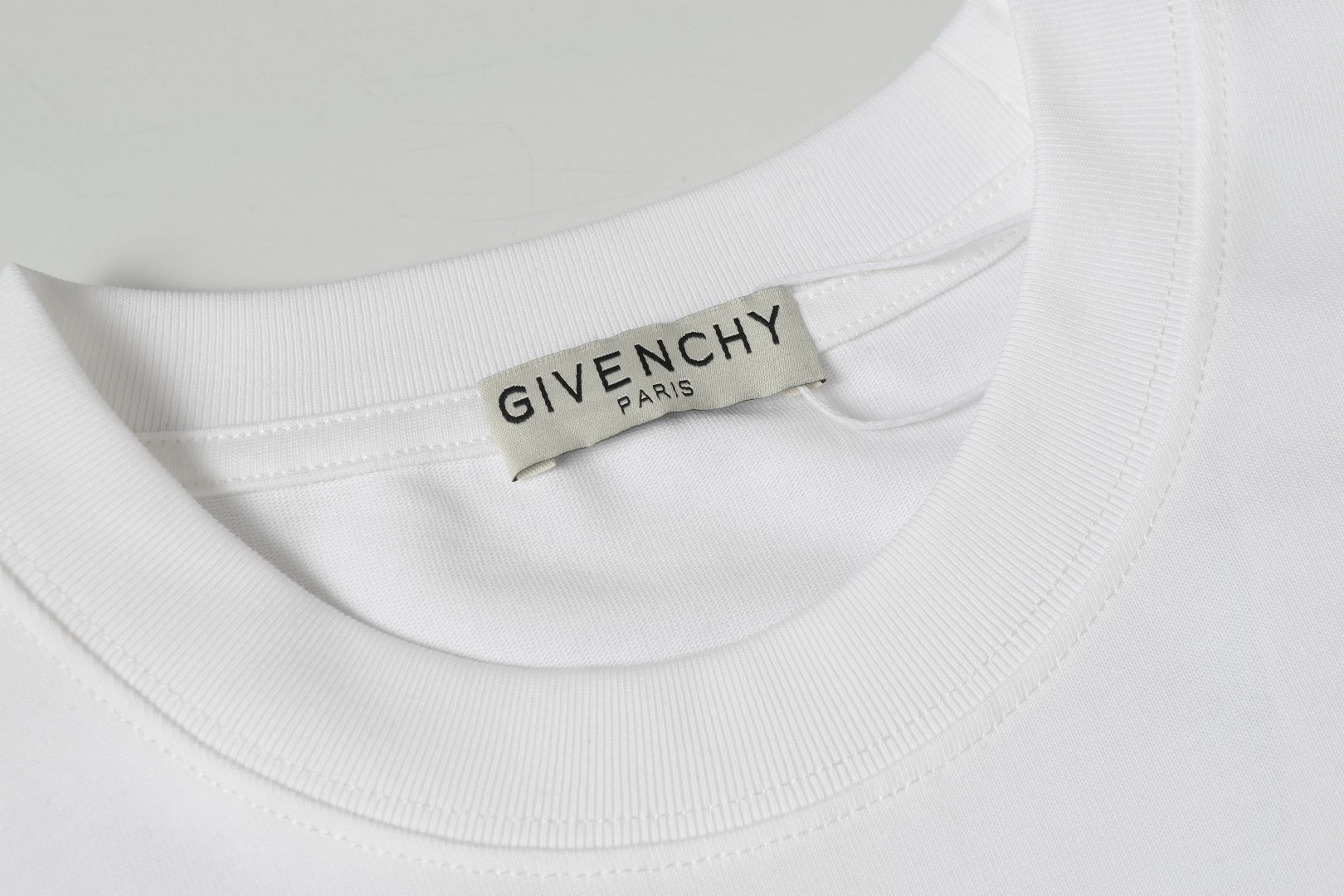 LuxluxHouse Best Quality Clothes Givenchy T-shirt