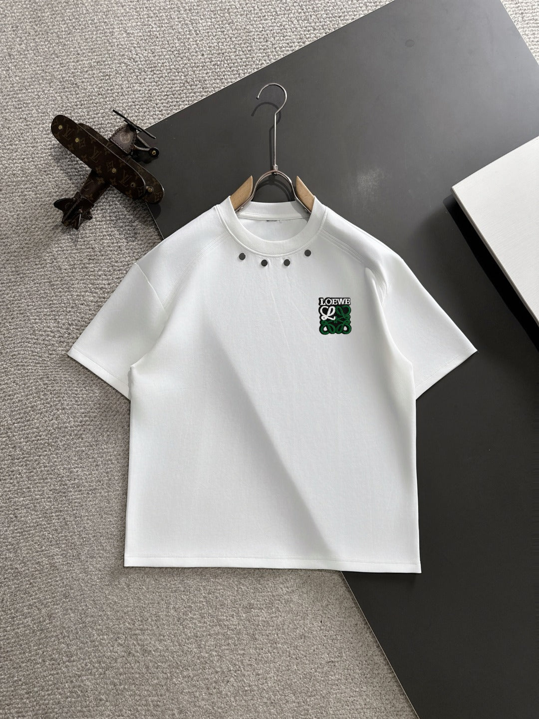 LuxluxHouse Best Quality Clothes T-shirt Loewe