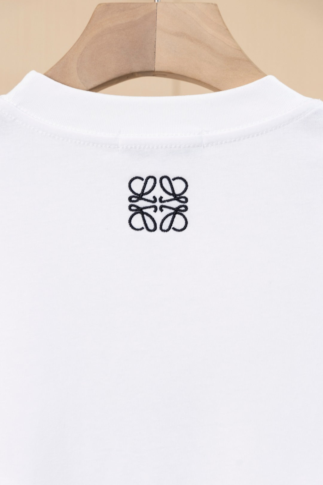 LuxluxHouse Best Quality Clothes T-shirt Loewe