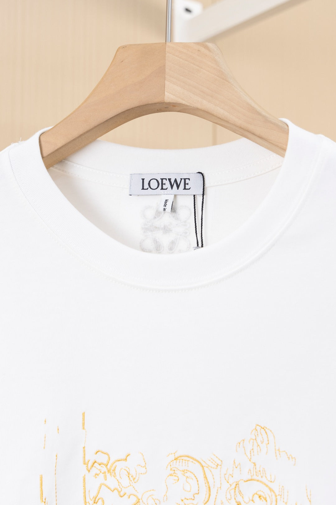 LuxluxHouse Best Quality Clothes T-shirt Loewe